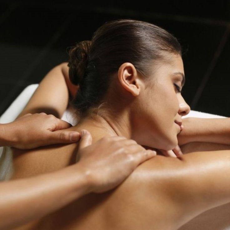 Расслабляющий массаж всего тела