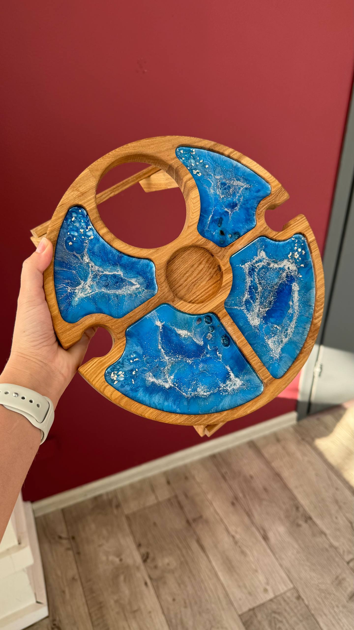 Арт-свидание: создание винного столика со смолой