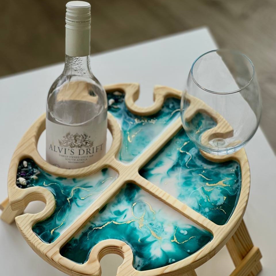 Арт-свидание: создание винного столика со смолой