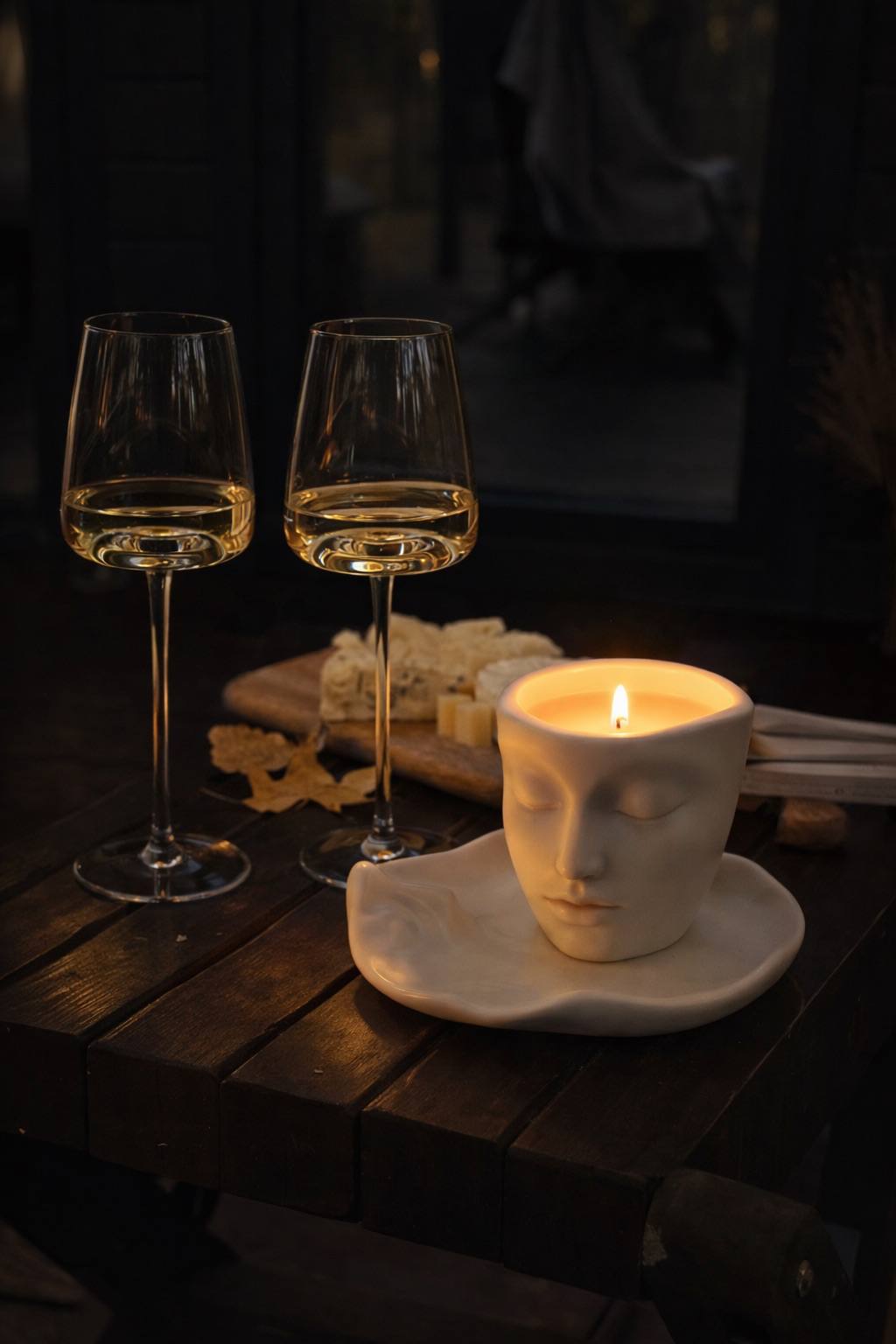 Индивидуальный мастер-класс по созданию свечи в гипсовом подсвечнике