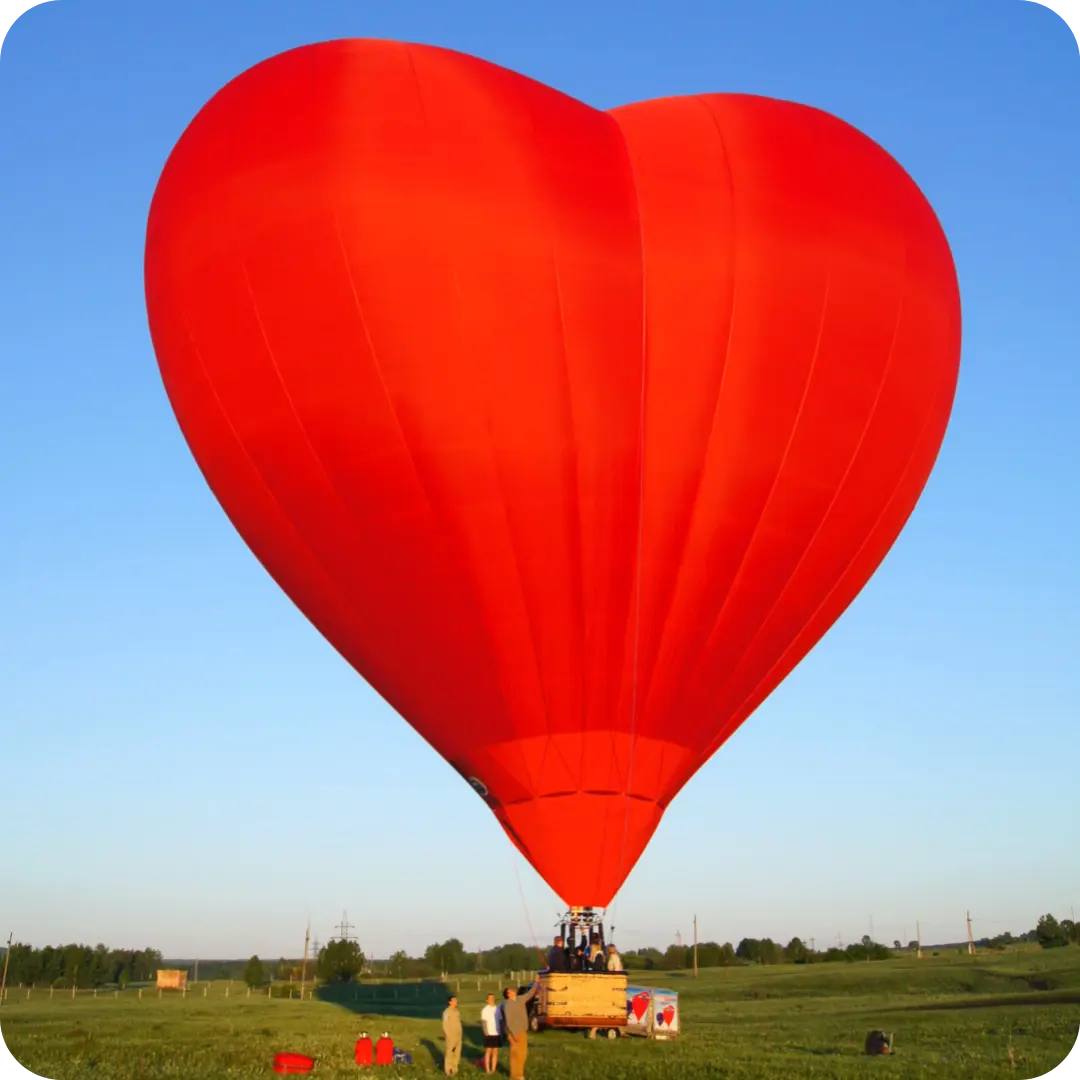 Полет для двоих на воздушном шаре-сердце